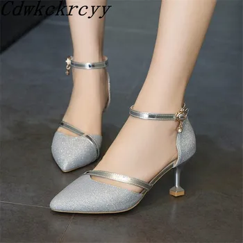 Vasarą Naujasis modelis Europoje ir Amerikoje mados Paprastumas Smaigalys aukštakulnį Moterų sandalai Aukso sidabriškai pokylių Moterų sandalai 29776